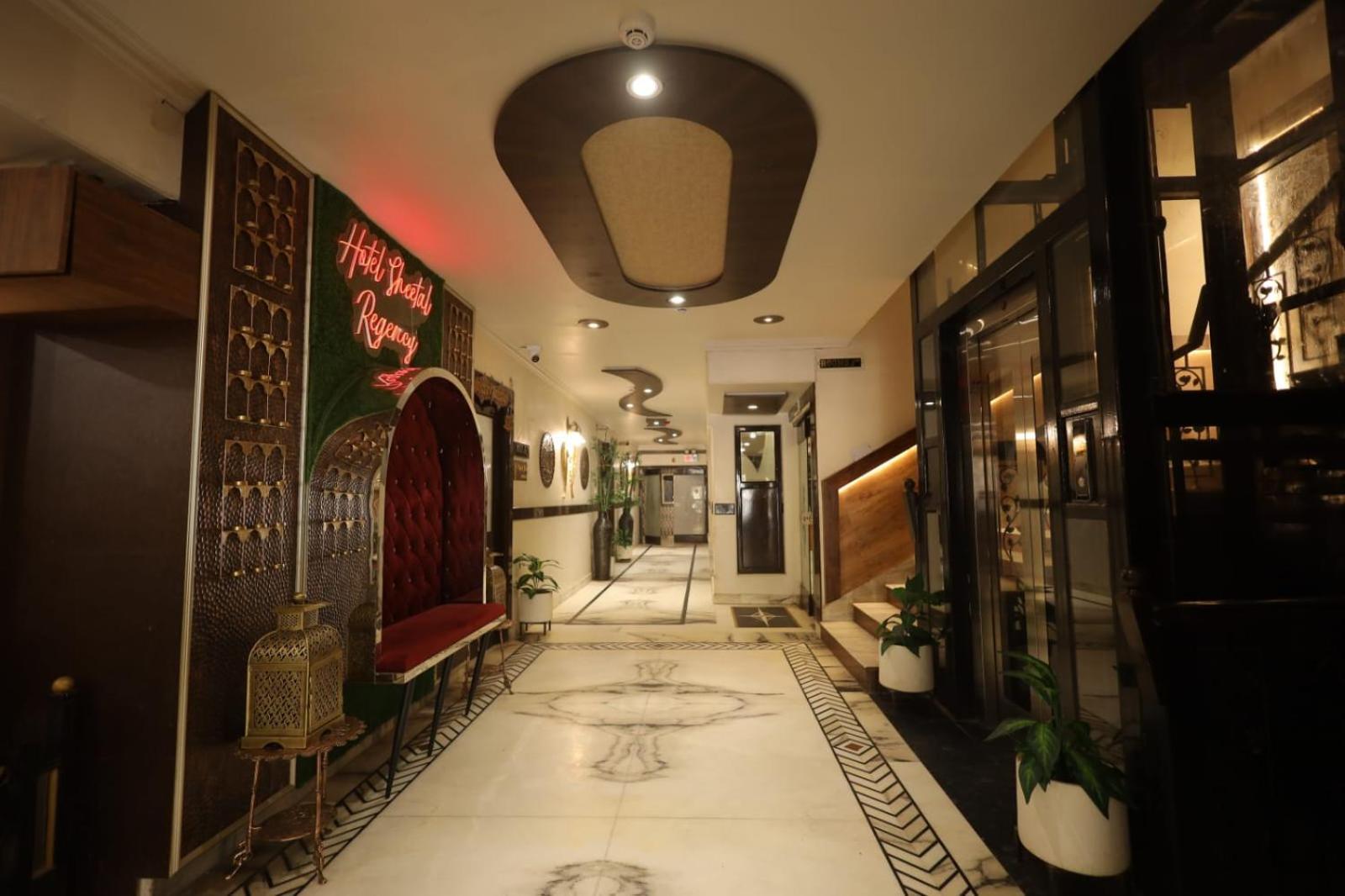 Hotel Sheetal Regency,Near Janambhumi Mathura Exteriér fotografie
