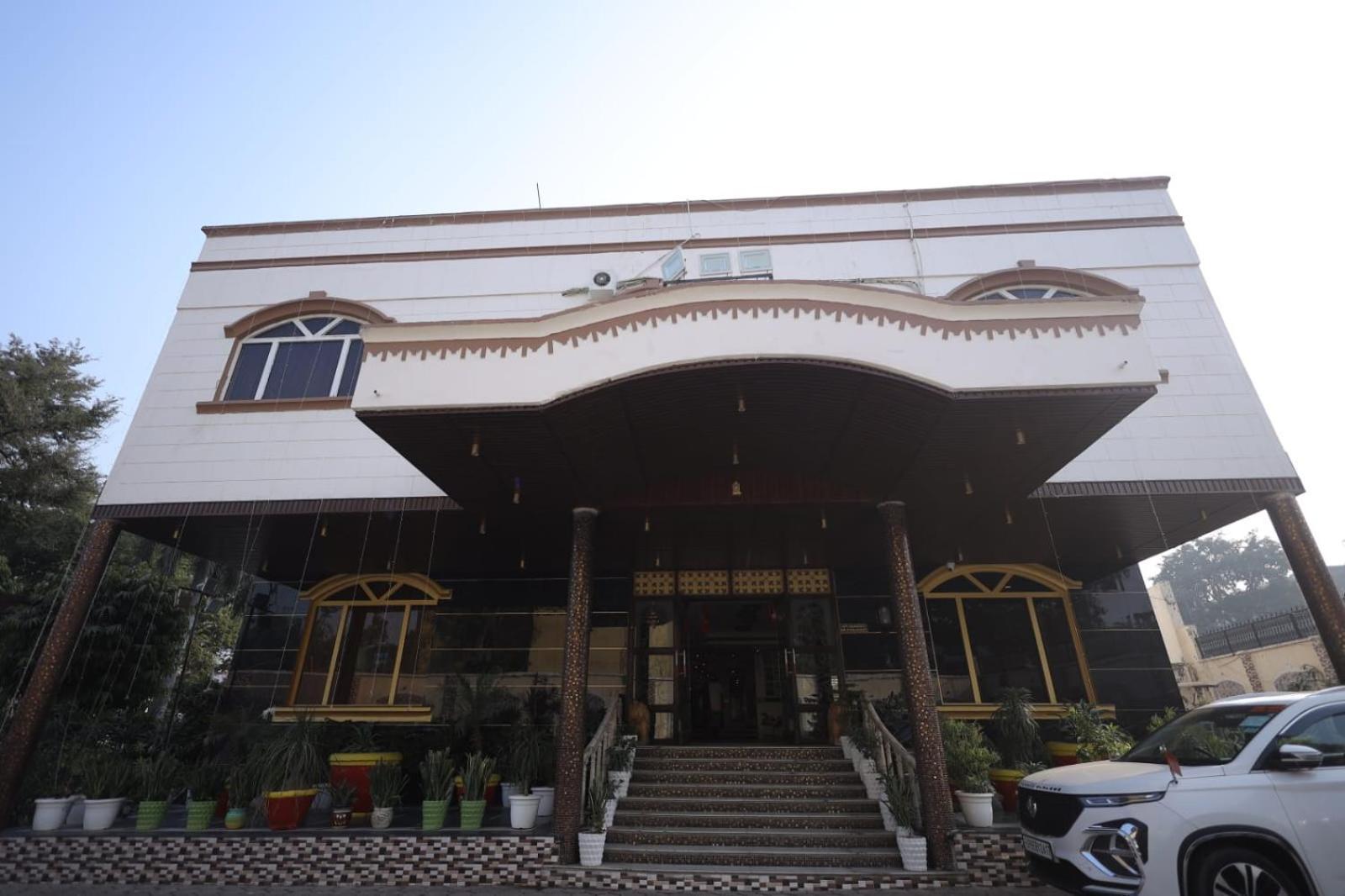 Hotel Sheetal Regency,Near Janambhumi Mathura Exteriér fotografie