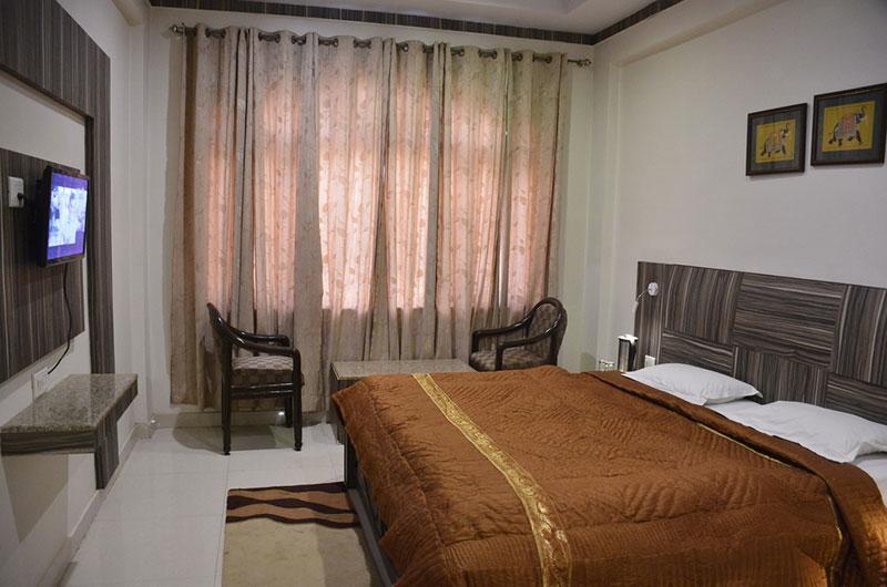 Hotel Sheetal Regency,Near Janambhumi Mathura Exteriér fotografie