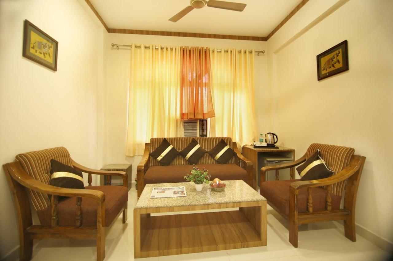 Hotel Sheetal Regency,Near Janambhumi Mathura Exteriér fotografie